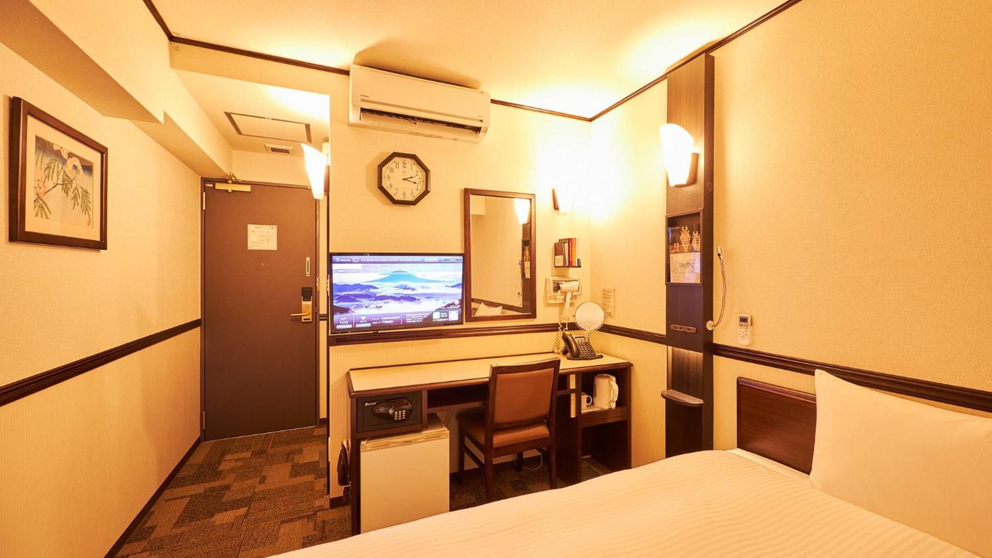 Toyoko Inn Tokyo Seibu Ikebukuro Sen Higashi Kurume Eki Nishi Guchi Room photo